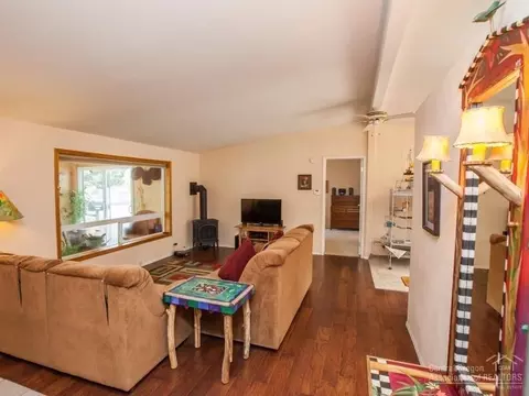 22962 Rickard Rd, Bend, OR 97702 photo 5