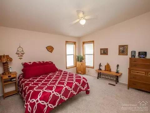 22962 Rickard Rd, Bend, OR 97702 photo 10