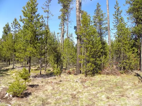 17068 Merced Rd, Bend, OR 97707 photo 4