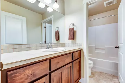 63344 NE Kalamata Loop, Bend, OR 97701 photo 18