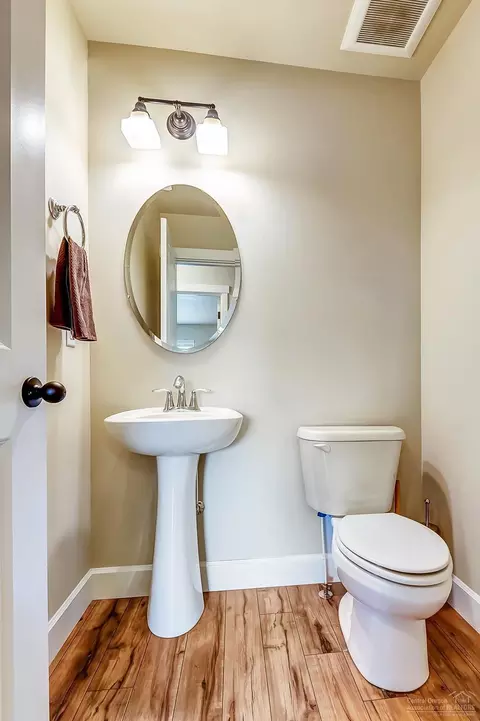 63344 NE Kalamata Loop, Bend, OR 97701 photo 14