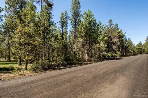 16953 Quartz Hl, Bend, OR 97707 photo 4