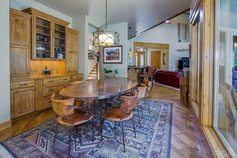 60733 Golf Village Loop, Bend, OR 97702 photo 9