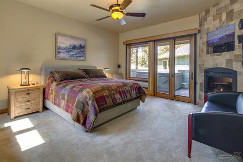 60733 Golf Village Loop, Bend, OR 97702 photo 19