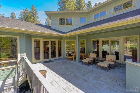 60733 Golf Village Loop, Bend, OR 97702 photo 3