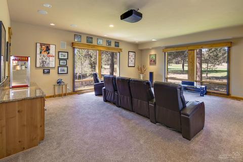 60733 Golf Village Loop, Bend, OR 97702 photo 16