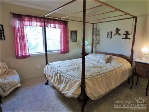 19996 Powers Rd, Bend, OR 97702 photo 12