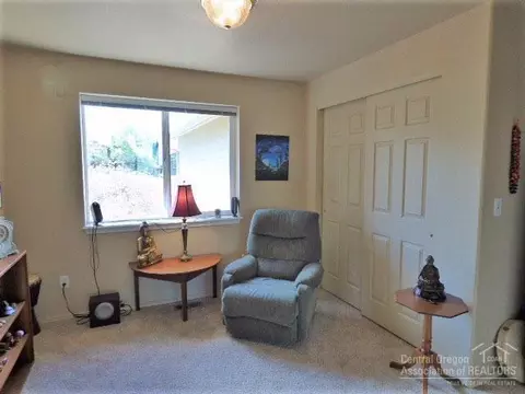 19996 Powers Rd, Bend, OR 97702 photo 9