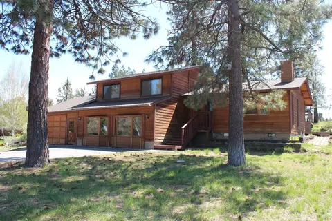 19927 Pinebrook Blvd, Bend, OR 97702 photo 1