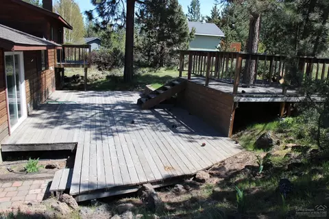 19927 Pinebrook Blvd, Bend, OR 97702 photo 8