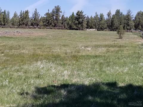 63115 Terry Dr, Bend, OR 97701 photo 8