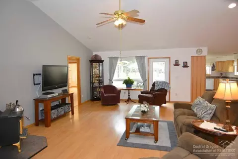 14730 Longleaf Pne, La Pine, OR 97739 photo 8
