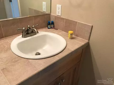 20273 Schaeffer Dr, Bend, OR 97703 photo 6