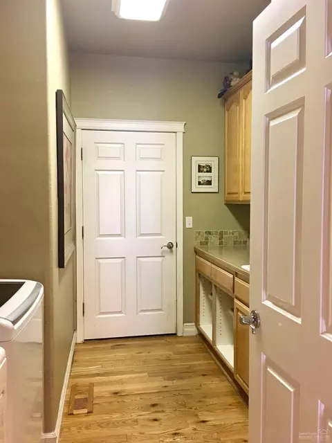 20846 Cassin Dr, Bend, OR 97701 photo 3