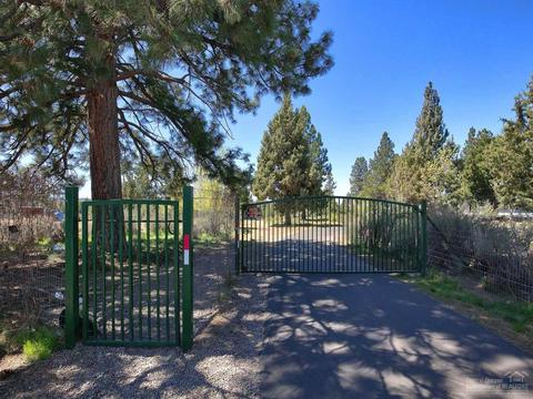 60039 Stirling Dr, Bend, OR 97702 photo 16
