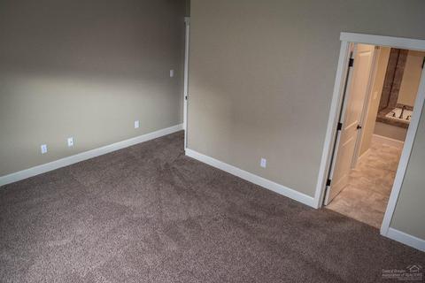 62535 Eagle Rd, Bend, OR 97701 photo 14