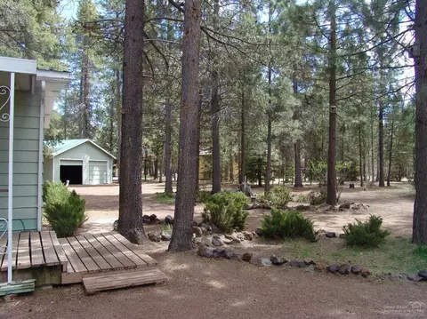 51849 Pine Loop Dr, La Pine, OR 97739 photo 7