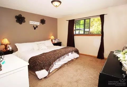 61527 Milo Ave, Bend, OR 97702 photo 7