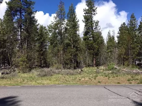 55801 Snow Goose Rd, Bend, OR 97707 photo 1