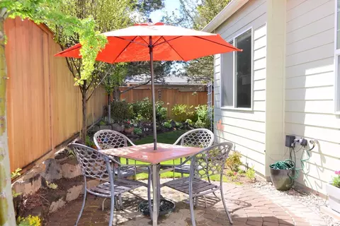 180 SE Airpark Dr, Bend, OR 97702 photo 20