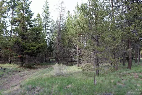 52470 Pine Dr, La Pine, OR 97739 photo 6