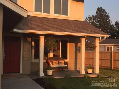 3020 NE Roxy Pl, Bend, OR 97701 photo 2