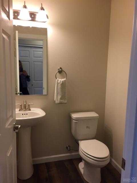 3020 NE Roxy Pl, Bend, OR 97701 photo 10