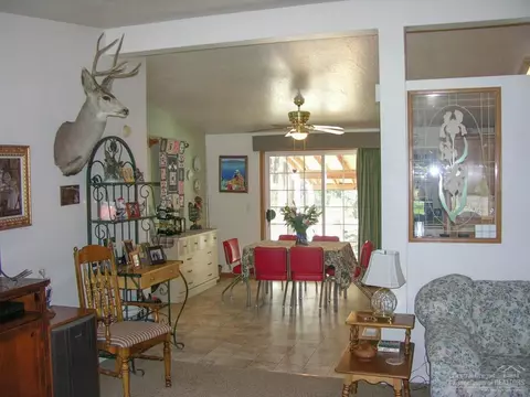 19119 Obsidian Rd, Bend, OR 97702 photo 3