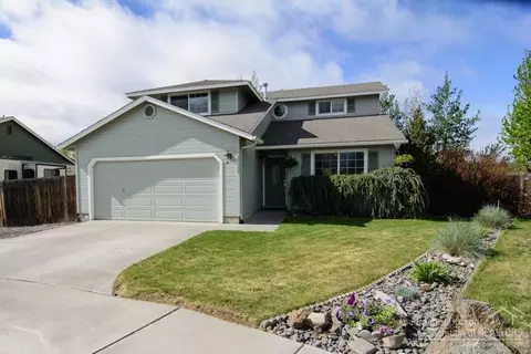 20707 Amber Ct, Bend, OR 97701 photo 2