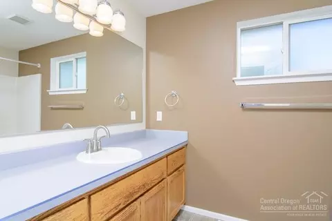 20707 Amber Ct, Bend, OR 97701 photo 12