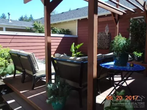 1844 NE Maker Way, Bend, OR 97701 photo 14