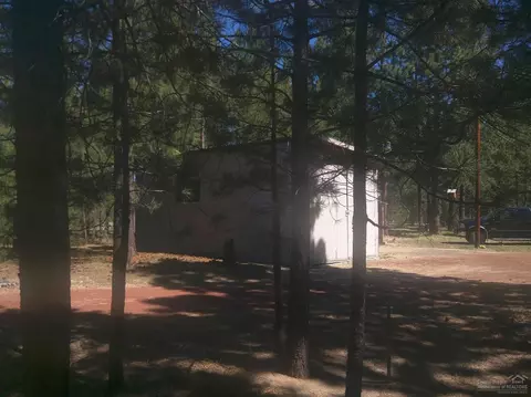 1664 Hackett Dr, La Pine, OR 97739 photo 5