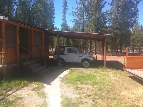 1664 Hackett Dr, La Pine, OR 97739 photo 3