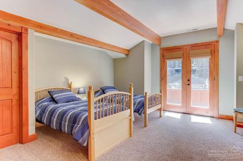 17054 Cooper Dr, Bend, OR 97707 photo 12