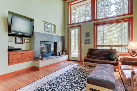 17054 Cooper Dr, Bend, OR 97707 photo 8