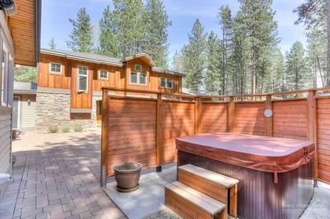17054 Cooper Dr, Bend, OR 97707 photo 11