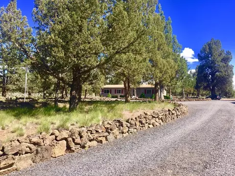 64815 Grande Loop, Bend, OR 97701 photo 1