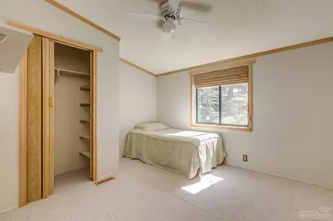 60885 Raintree Dr, Bend, OR 97702 photo 15
