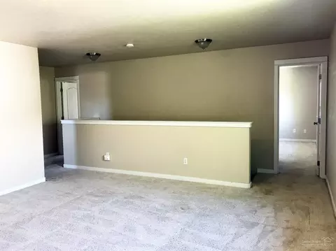 21310 Megan Ct, Bend, OR 97701 photo 14