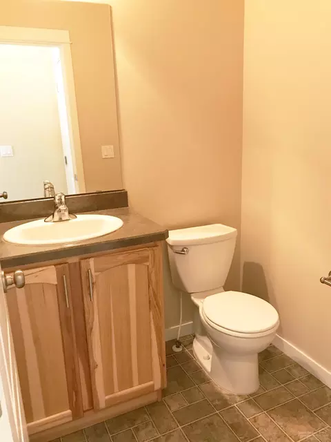 21310 Megan Ct, Bend, OR 97701 photo 13