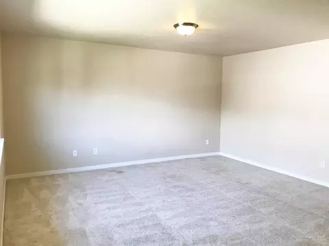 21310 Megan Ct, Bend, OR 97701 photo 16