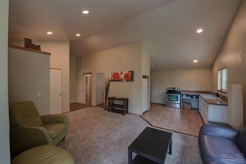 19560 E Campbell Rd, Bend, OR 97702 photo 21
