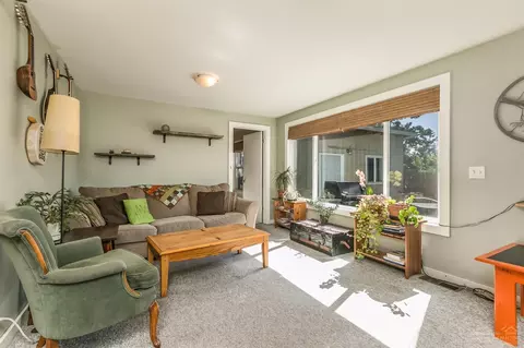 2007 NE 8th St, Bend, OR 97701 photo 8
