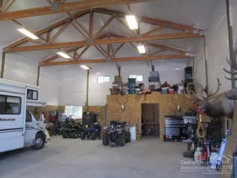 16139 Pine Drop Ln, La Pine, OR 97739 photo 11