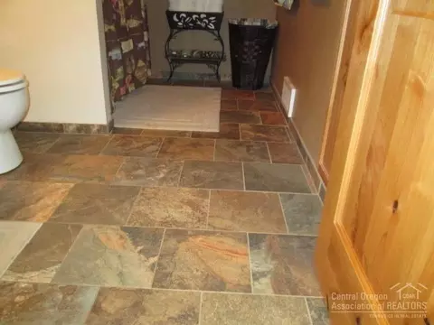 16139 Pine Drop Ln, La Pine, OR 97739 photo 21