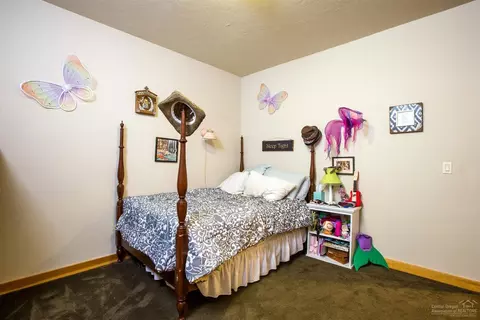 2933 NE Flagstone Ave, Bend, OR 97701 photo 14