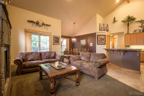 2933 NE Flagstone Ave, Bend, OR 97701 photo 4