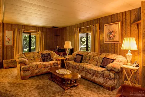 50867 Doe Loop, La Pine, OR 97739 photo 5