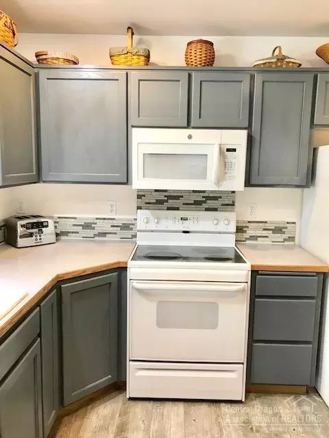 16957 Indio Rd, Bend, OR 97707 photo 7