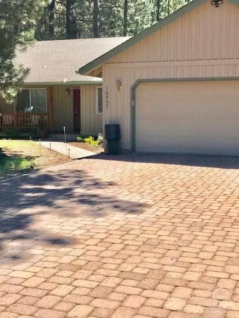 16957 Indio Rd, Bend, OR 97707 photo 1